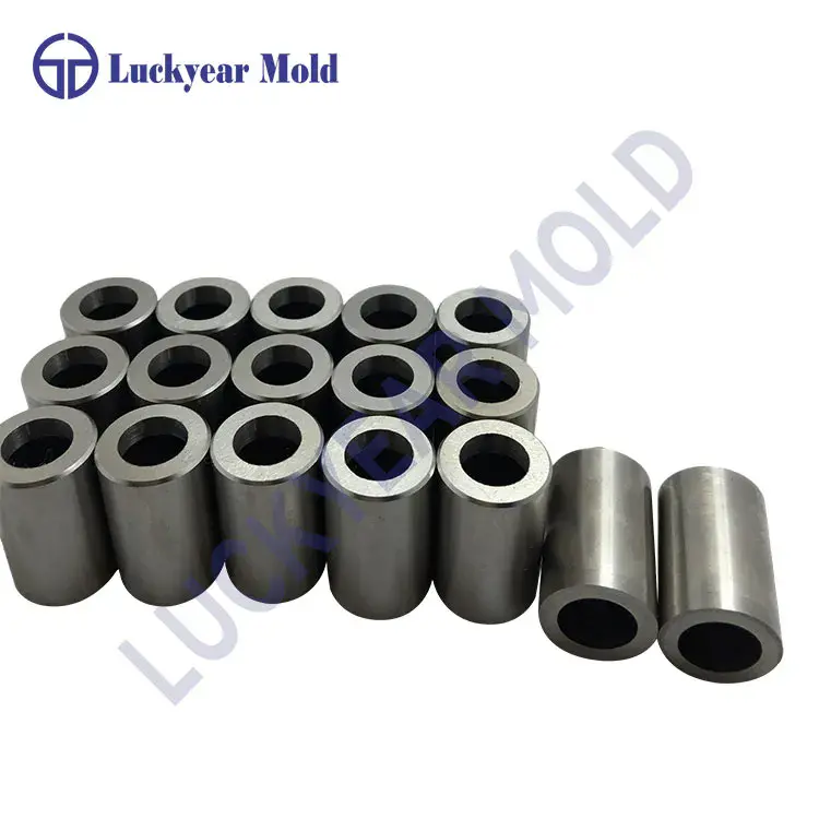 Hvilke materialer er almindeligvis brugt til stempling af dele?